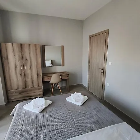 Irina's 3 * Psakoudia