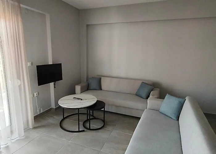 Irina's 3 * Psakoudia